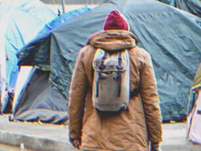 A father of four, living in a tent, generously gives his final $2 to a stranger at a gas station.