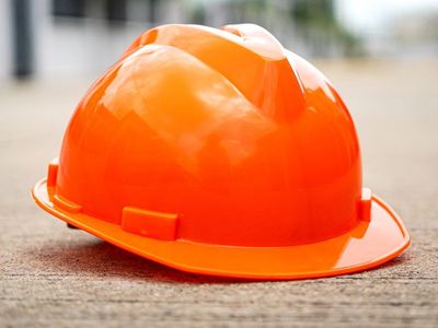 Poor Builder's Father Gives Him an Envelope Before Passing Away with
Instructions to Open It 10 Years Later – He Finally Does