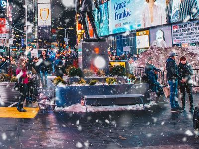 Rich Man Met an 8-Year-Old Boy in the Town Square on Christmas Eve — 'Can You
Help Me Find My Family?' the Boy Asked
