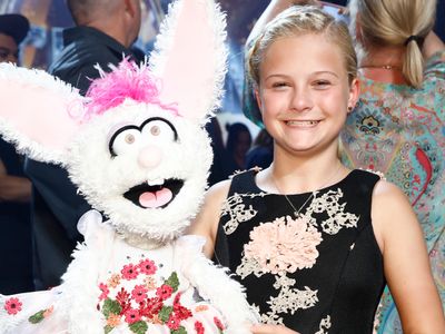 America's Got Talent' Winner Darci Lynne Farmer Signs With United ...