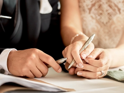Daughter sparks debate after asking father to pay $200k for ...
