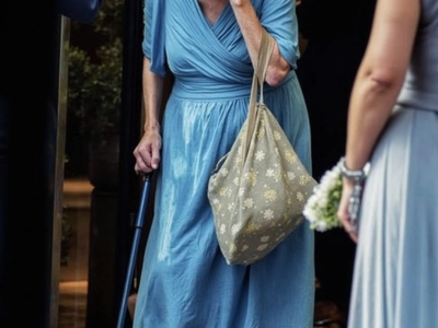 I Threw My Grandma Out of My Wedding for Bringing a Dirty Bag of Walnuts – Two Days After She Died, I Opened It and Collapsed